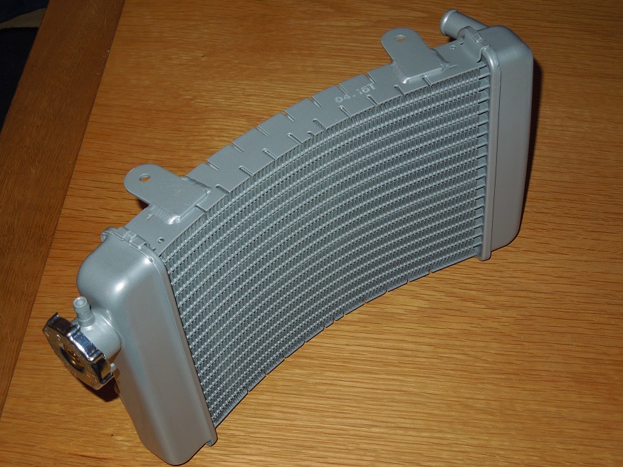 Very nice solid looking radiator. At only 34cm wide it is really slim.
