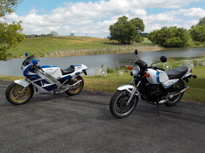 RD350LC retoration complete, with TZR350.jpg