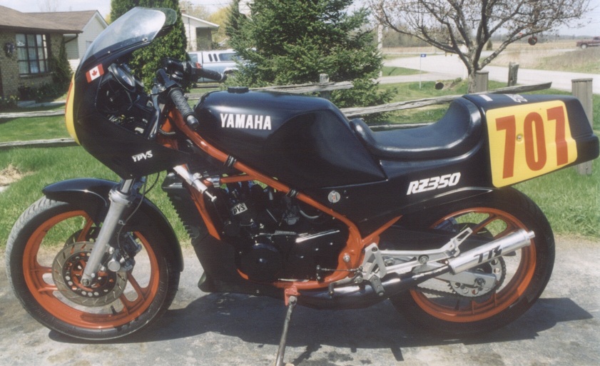 RZ350 Race bike, 2003.jpg